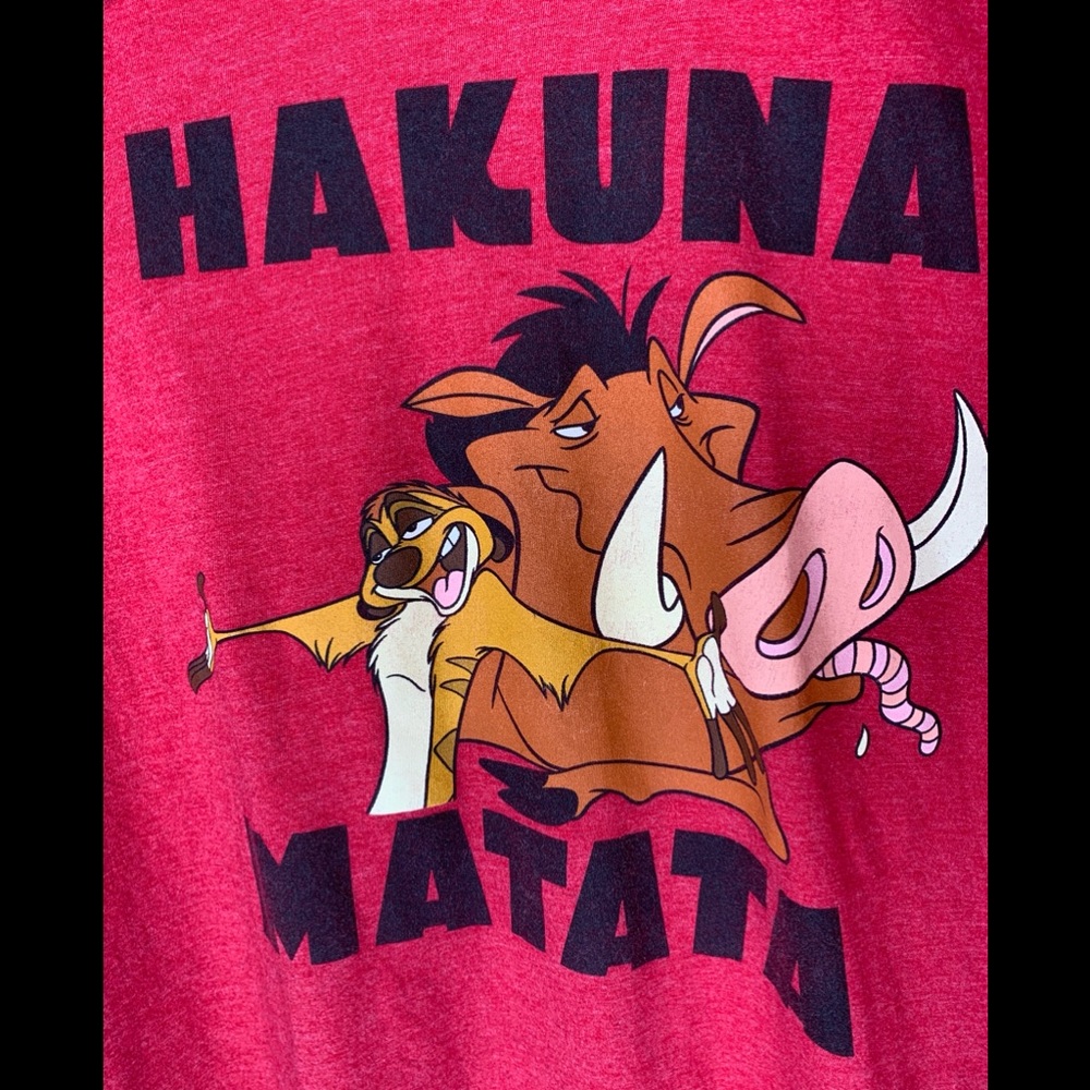 Disney Lion King XL HAKUNA MATATA T-Shirt Red - Picture 4 of 7